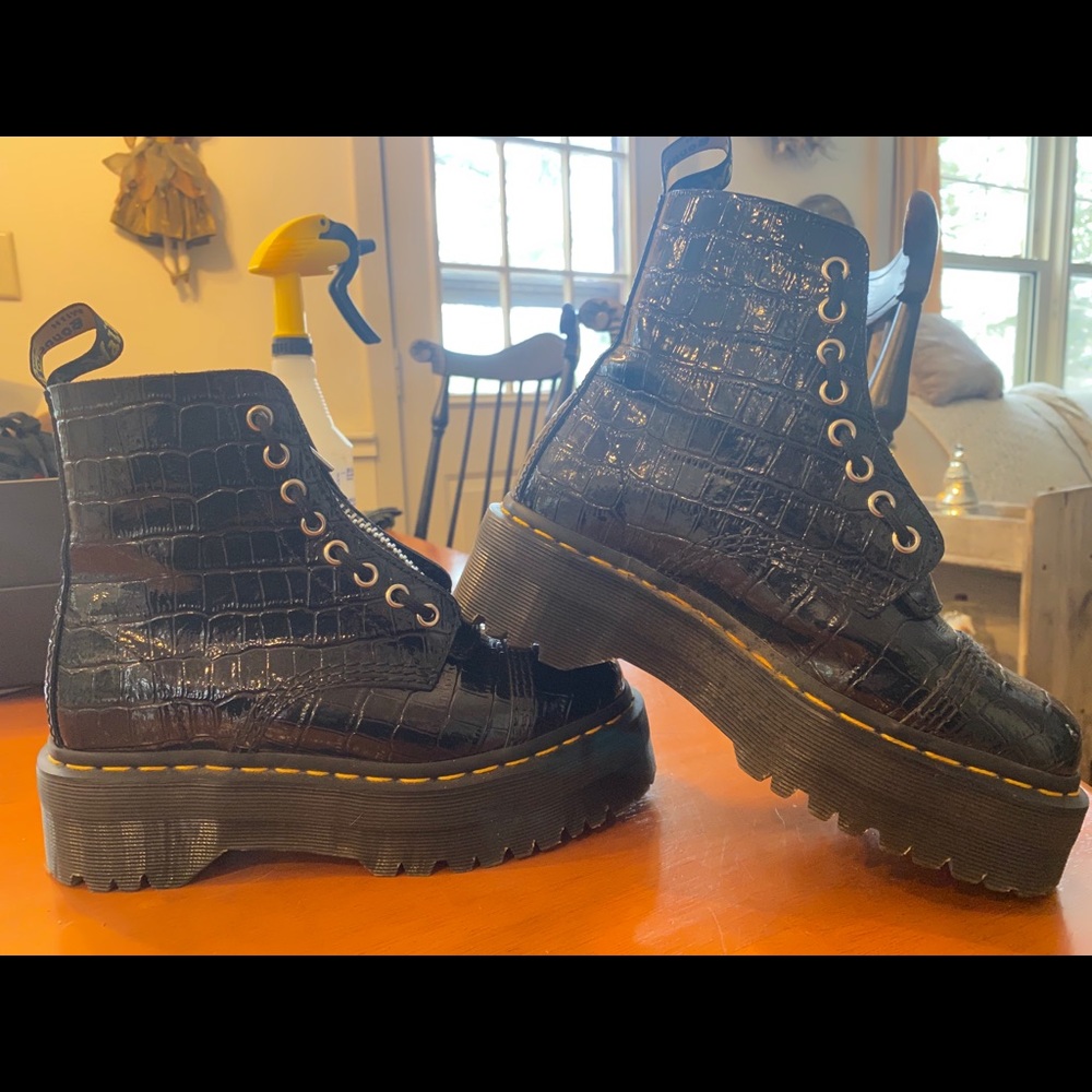 Dr Martens Sinclair Croc Embossed Platform boots
